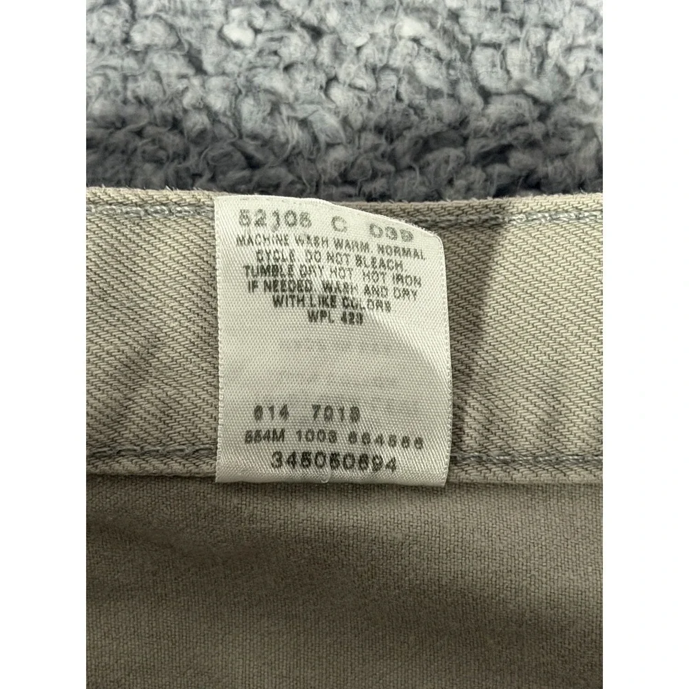 Vintage Y2K Men's Levi's Gray Jean Shorts 505 Regular Fit 36 (35) Made In USA